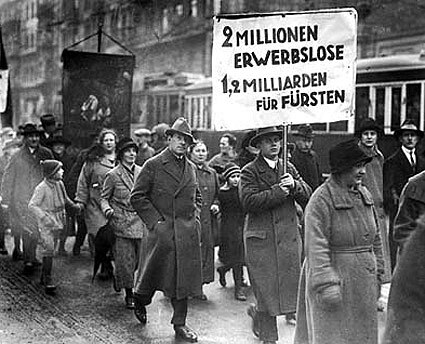 2 Millionen Erwerbslose - 1,2 Milliarden für Fürsten